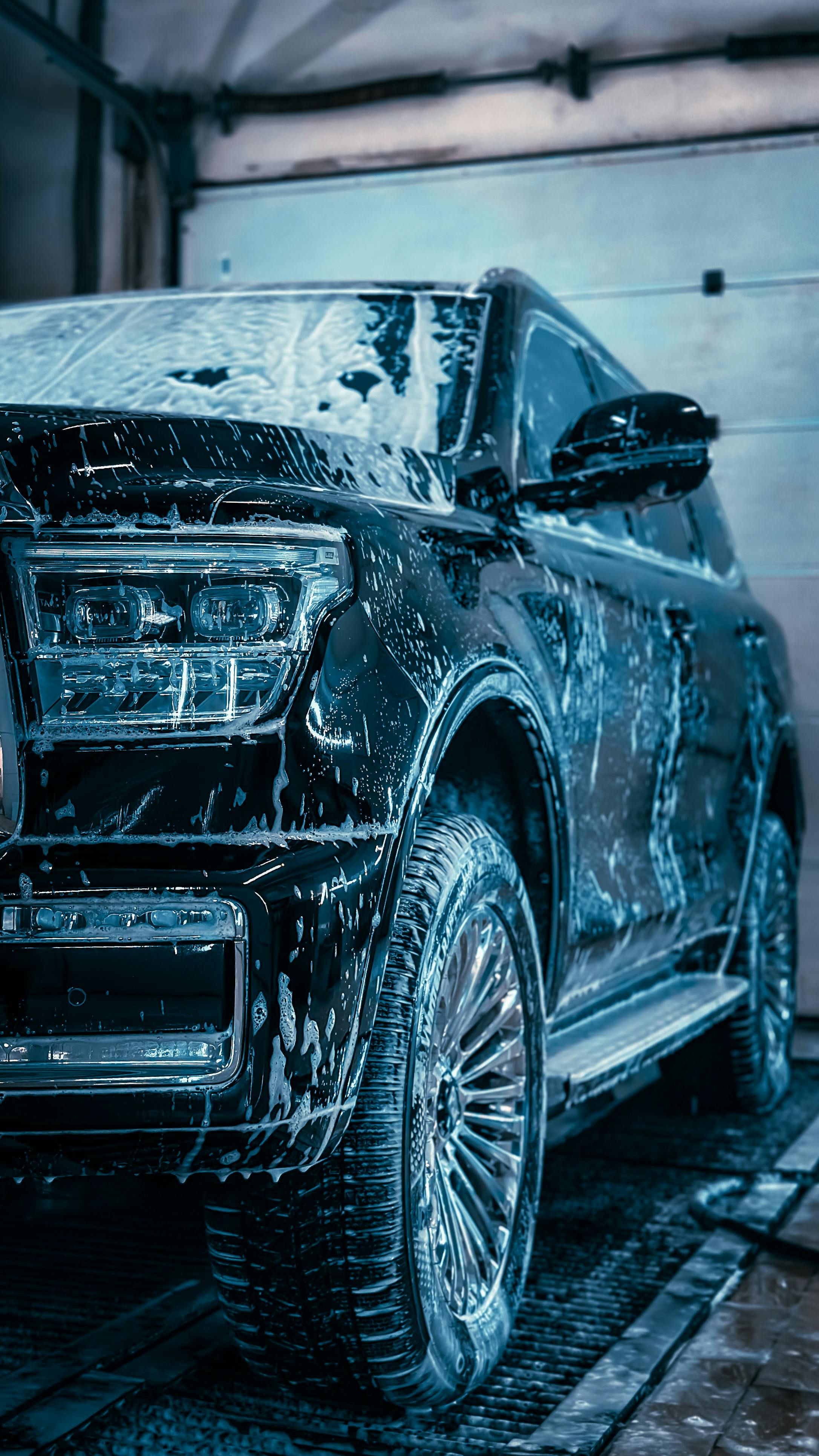 Express Exterior & Wheels Detail + Dressing Service Package