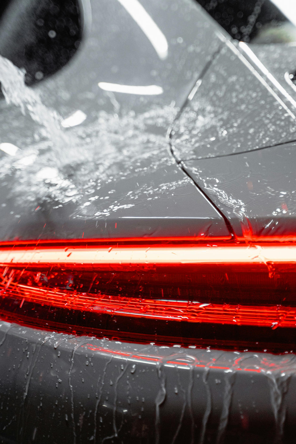Express Exterior & Wheels Detail + Dressing Service Package